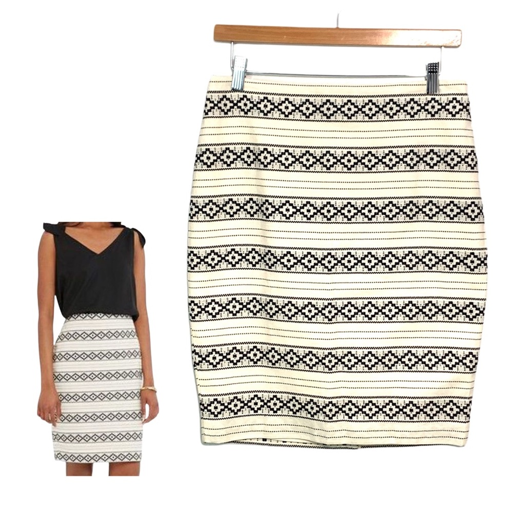 Ann Taylor Petite Cream and Black Stripe Woven Skirt Sz 6 Petite NWT